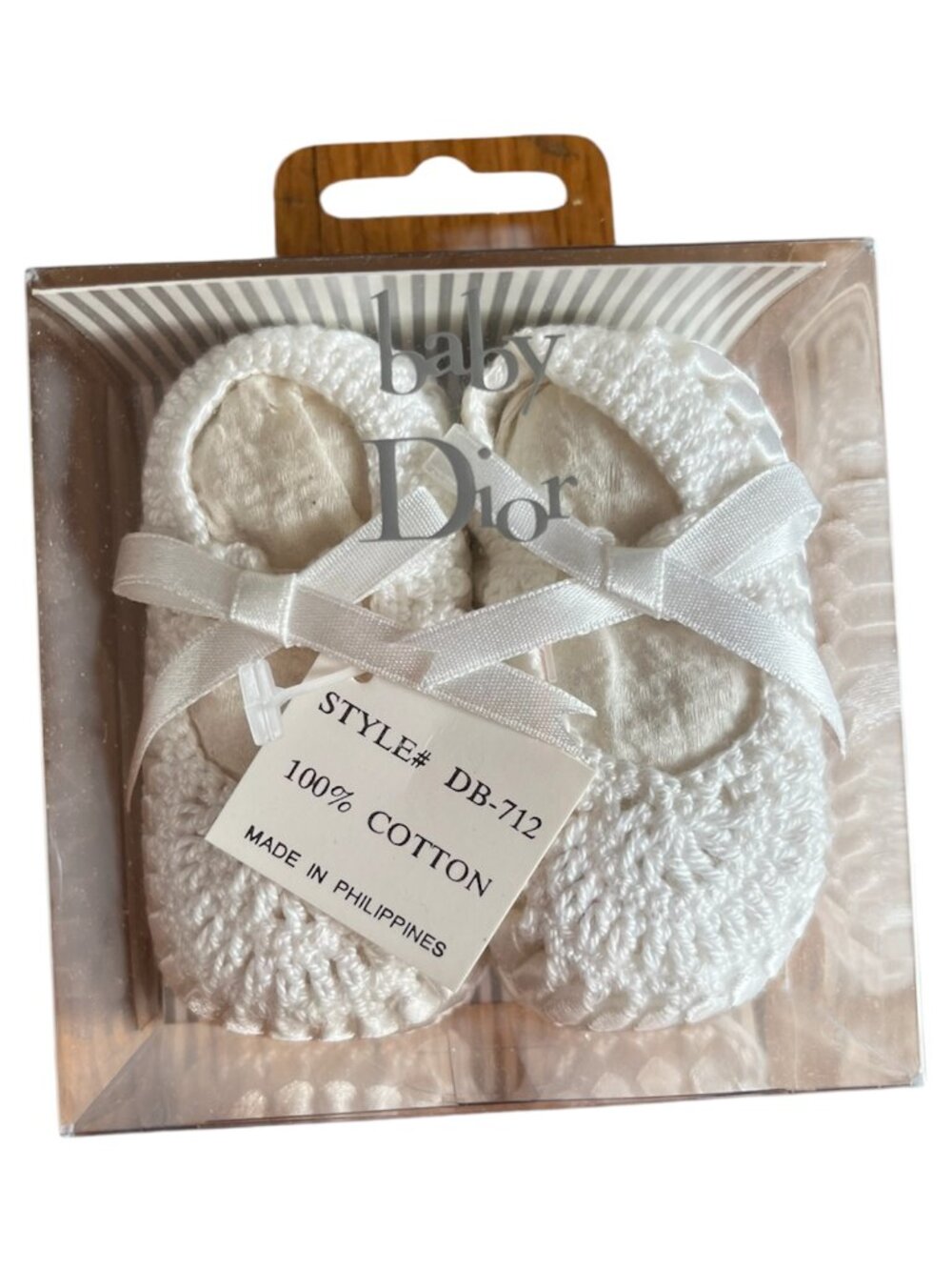 NIB Vintage 1990s Designer Baby Dior White Crocheted Baby Booties (0-6 months)